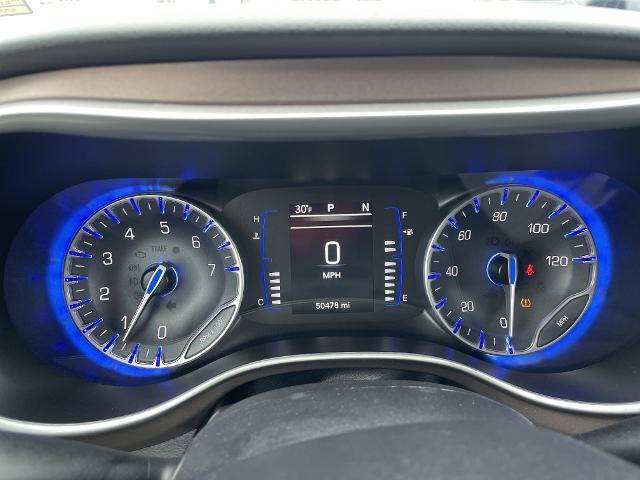 2024 Chrysler Voyager LX