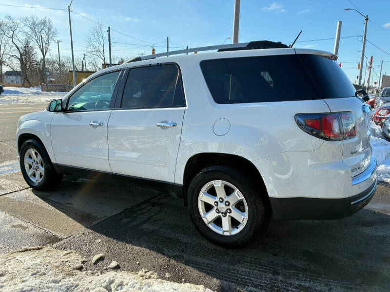 2016 GMC Acadia SLE-2