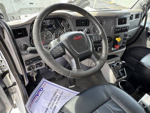 2017 Peterbilt 567