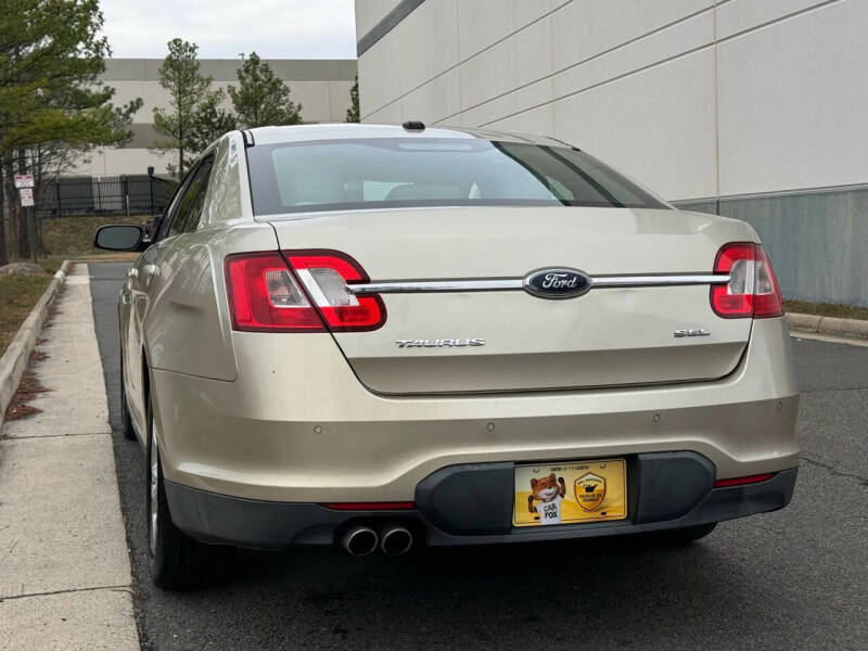 2010 Ford Taurus SEL
