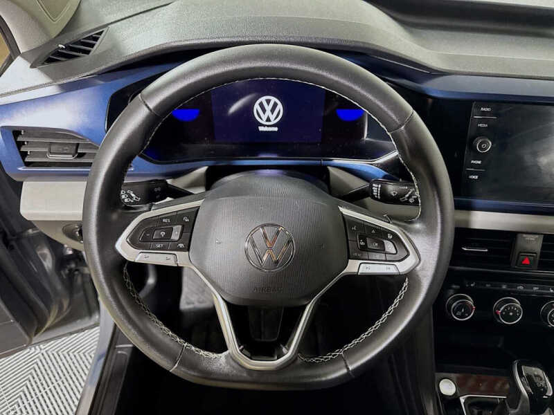 2023 Volkswagen Taos SE 4Motion