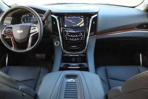 2020 Cadillac Escalade Premium Luxury