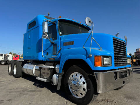 2012 Mack CHU613 With Wet Kit