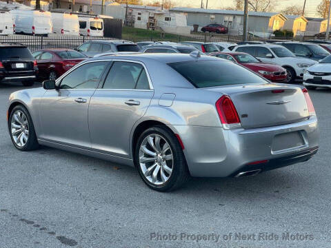2016 Chrysler 300 Limited Anniversary