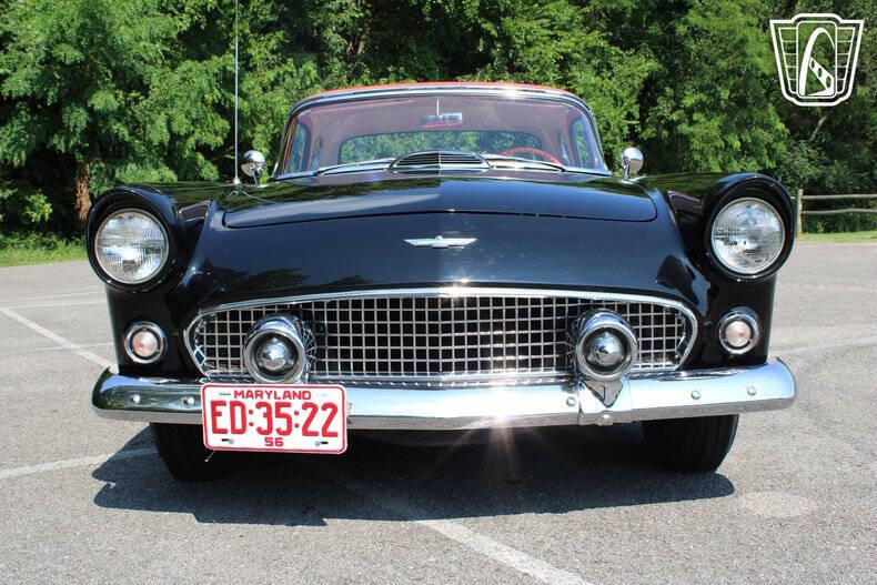1956 Ford Thunderbird