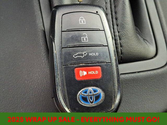 2022 Toyota Venza LE