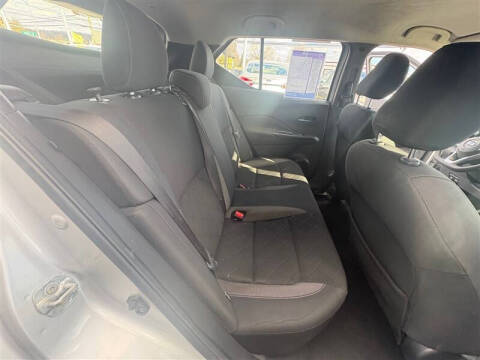 2020 Nissan Kicks SV