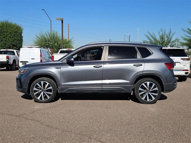 2022 Volkswagen Taos SE