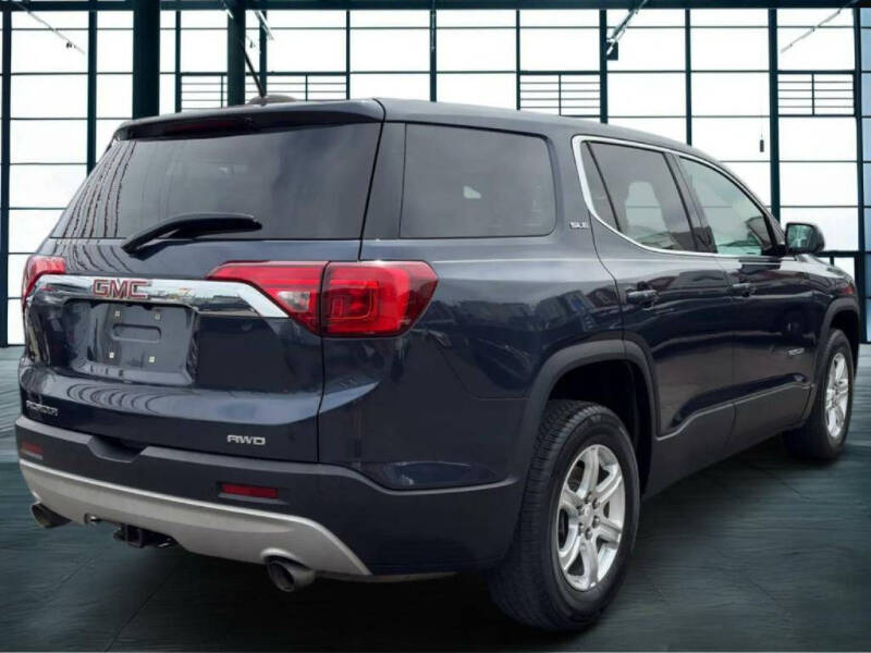 2018 GMC Acadia SLE-1