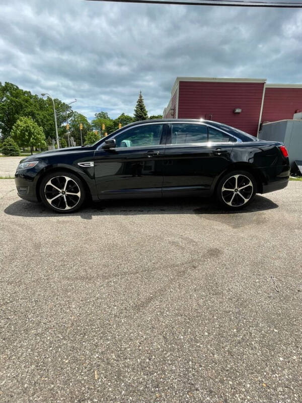 2016 Ford Taurus SEL