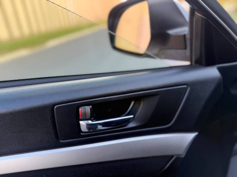 2012 Subaru Outback 2.5i