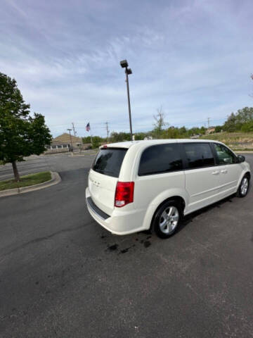 2013 Dodge Grand Caravan SE