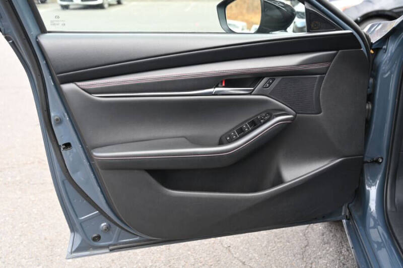 2024 Mazda Mazda3 Sedan 2.5 S Carbon Edition