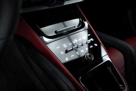 2025 Porsche Cayenne