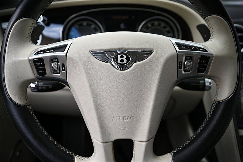 2014 Bentley Continental 33