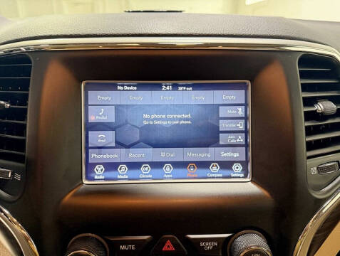 2019 Jeep Grand Cherokee Laredo E