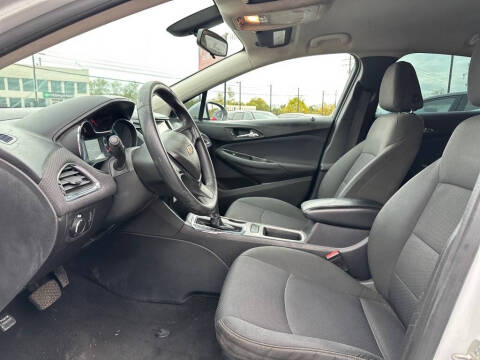 2017 Chevrolet Cruze LS Auto