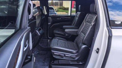 2022 Cadillac Escalade ESV Sport Platinum