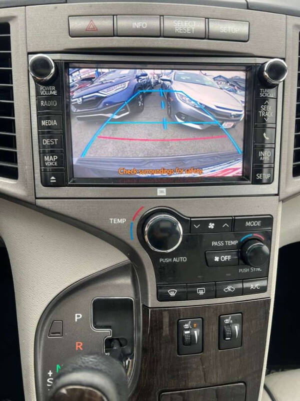 2013 Toyota Venza LE