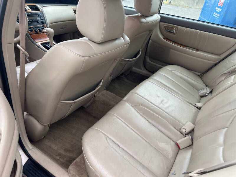 2000 Toyota Avalon XL