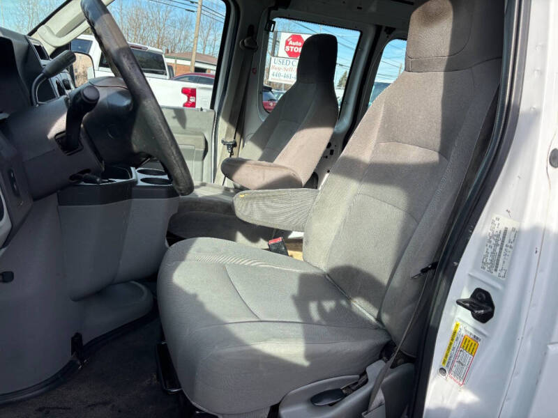 2014 Ford E-Series E-250