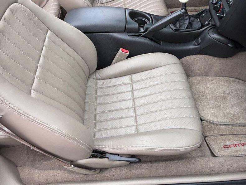 2000 Chevrolet Camaro