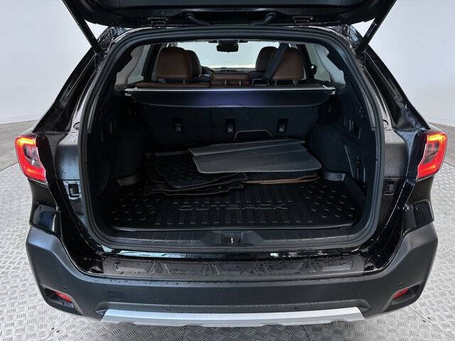 2023 Subaru Outback Touring