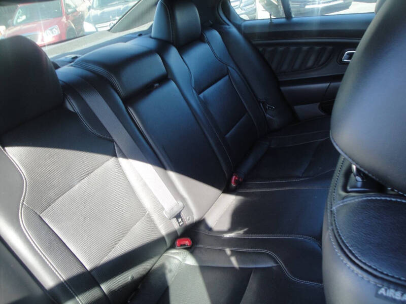 2014 Ford Taurus Limited