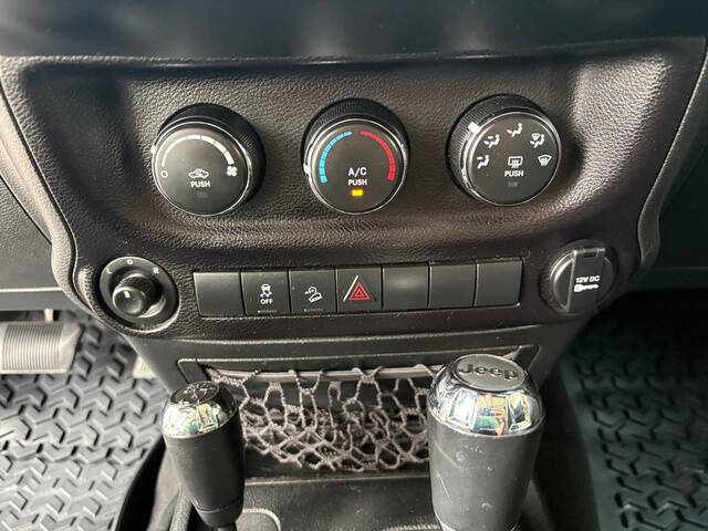 2017 Jeep Wrangler Unlimited Sport