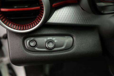 2025 Chevrolet Trax RS