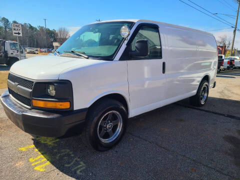 2005 Chevrolet Express for sale at Mandingo's Automotive & Sales LLC in Snellville GA