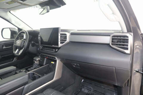 2023 Toyota Tundra Limited HV