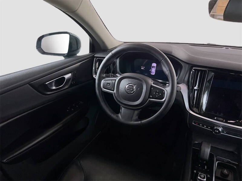 2023 Volvo S60 B5 Core Dark Theme