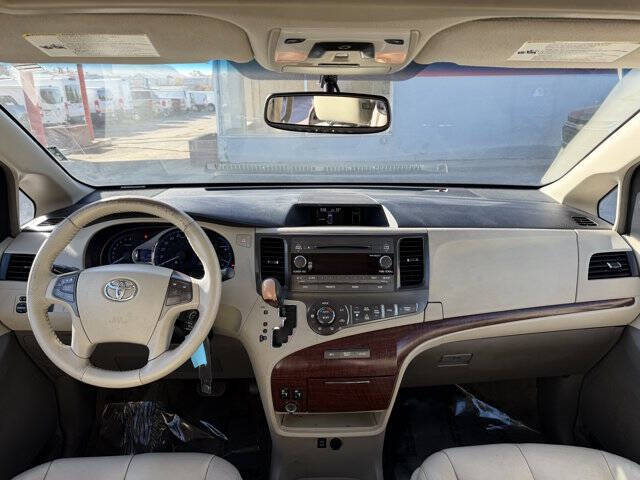 2011 Toyota Sienna