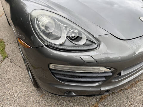 2011 Porsche Cayenne S