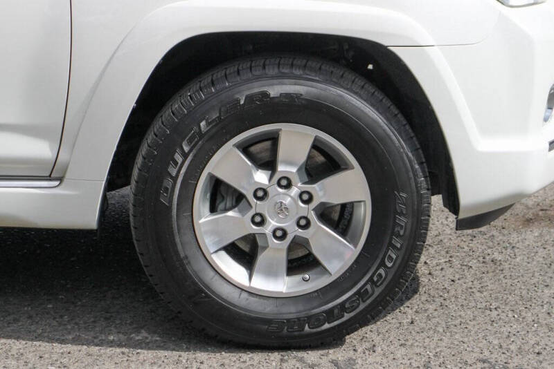 2013 Toyota 4Runner SR5