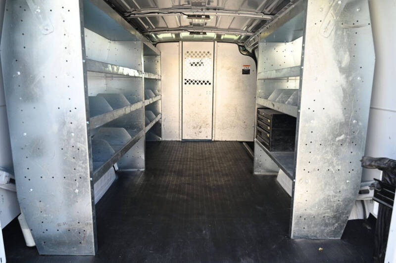 2023 Chevrolet Express 2500