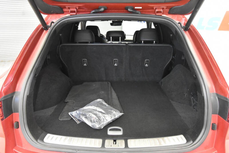 2023 Genesis GV70 2.5T Standard