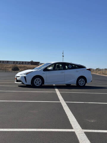 2022 Toyota Prius LE