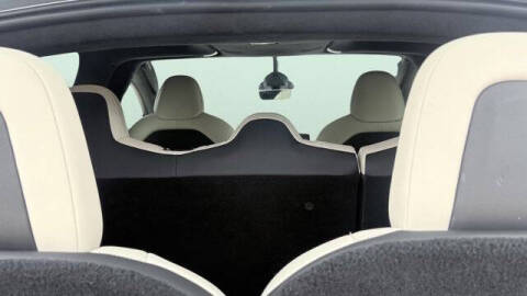 2023 Tesla Model X Standard Range