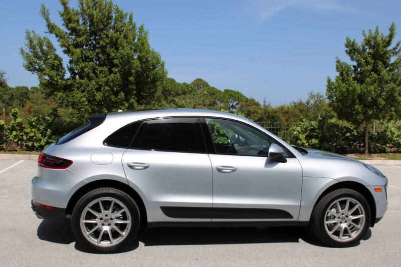 2016 Porsche Macan S