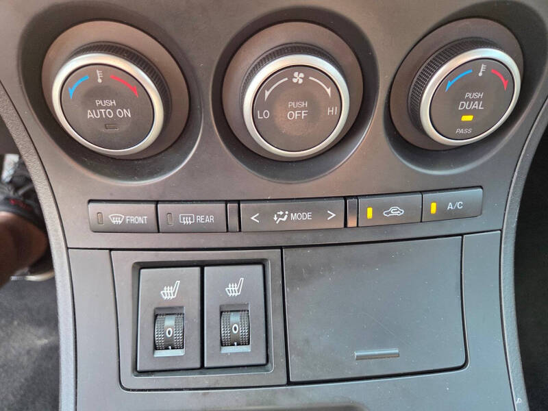 2012 Mazda MAZDA3 s Grand Touring