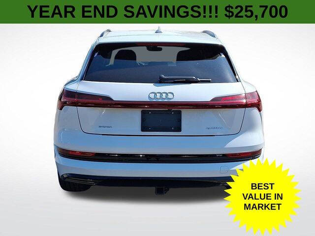 2021 Audi e-tron quattro Prestige