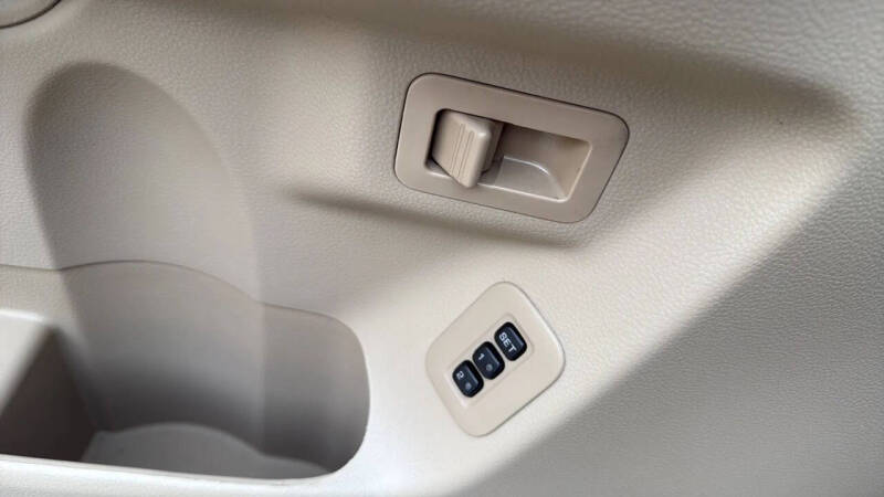 2013 Nissan Armada Platinum