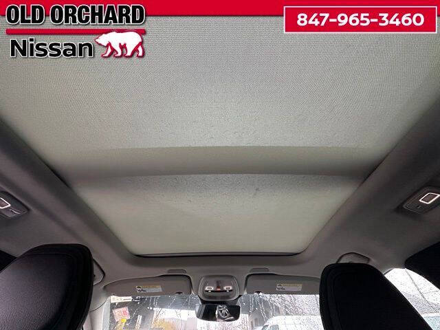 2025 Volvo XC60 B5 Plus Dark Theme