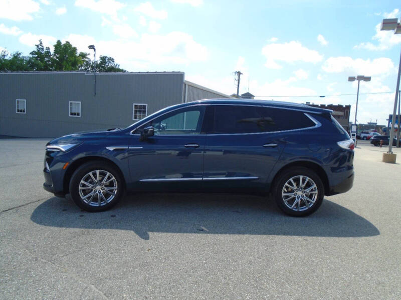 2022 Buick Enclave Essence