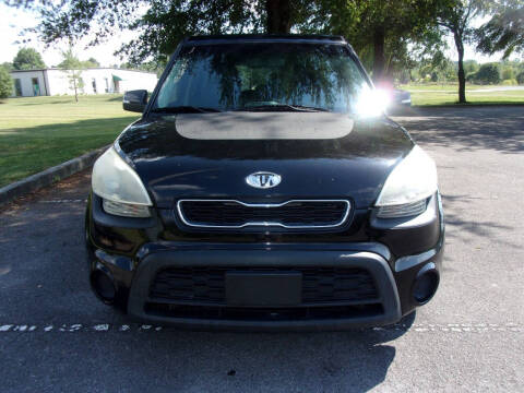 2012 Kia Soul +