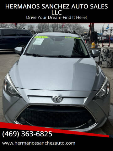 2019 Toyota Yaris for sale at HERMANOS SANCHEZ AUTO SALES LLC in Dallas TX