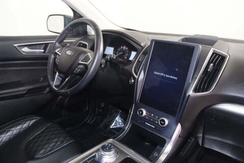 2023 Ford Edge Titanium