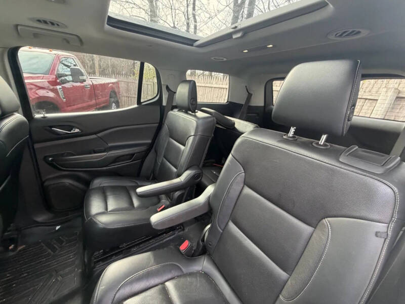 2019 GMC Acadia SLT-1